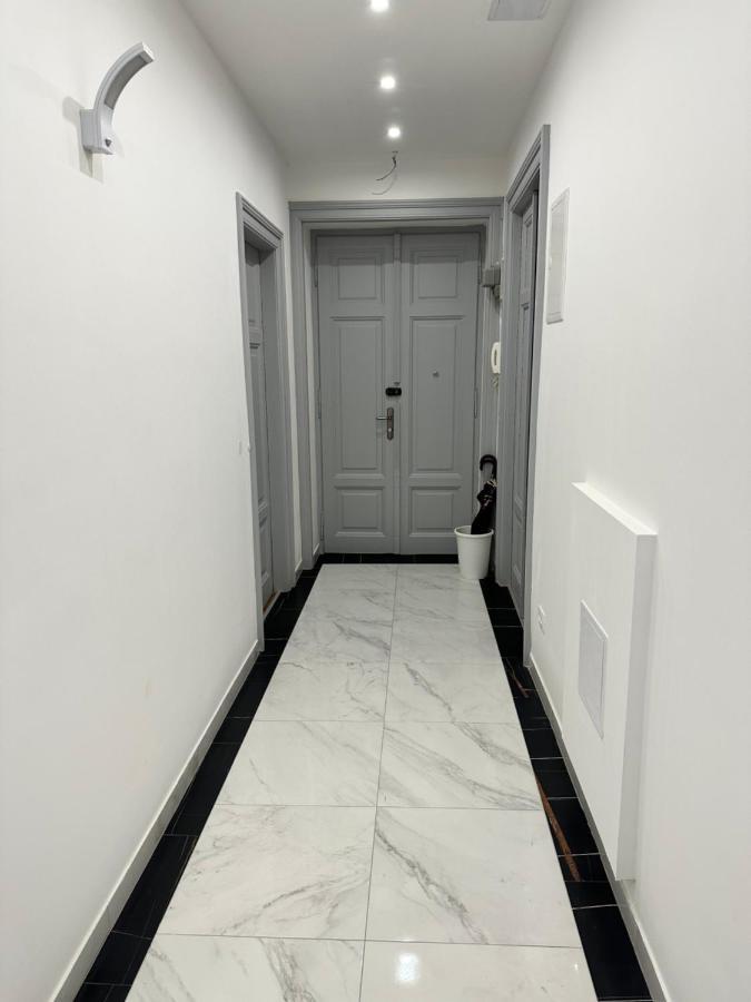 Studio Apartment Fiorello I Рийека Екстериор снимка